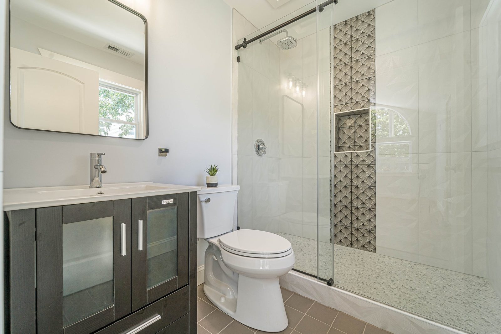 2227 Peachtree Street project photo 31