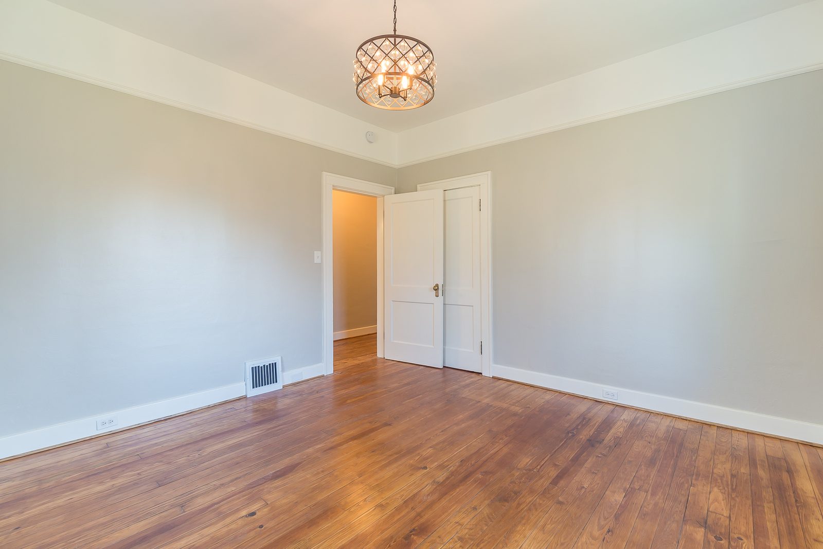 2353 Peachtree Street project photo 50
