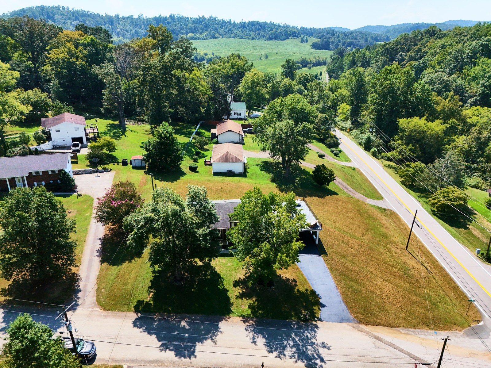 8216 Pickens Gap Road — Photo 15